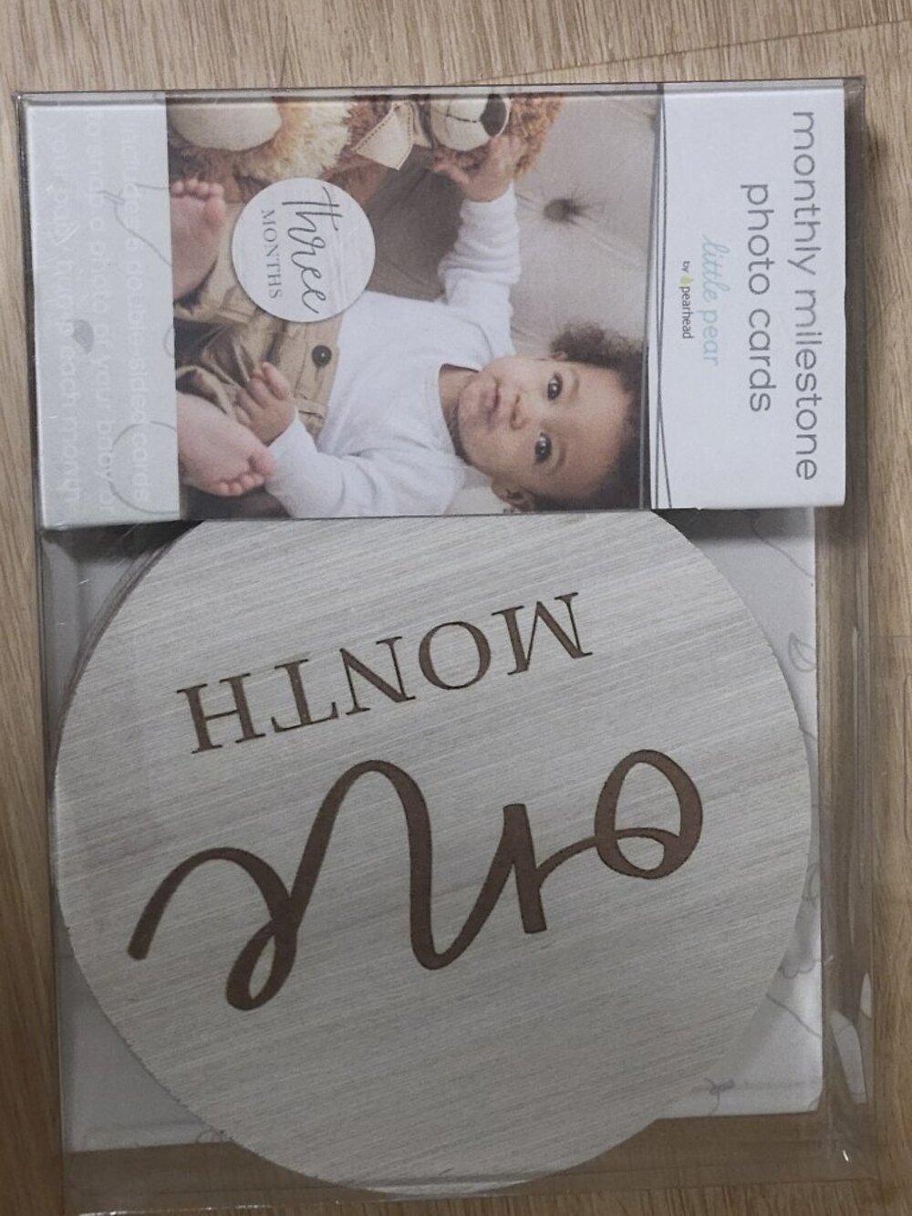 NIP Little Pear Monthly Milestone Photo Cards & Wooden Marker Set